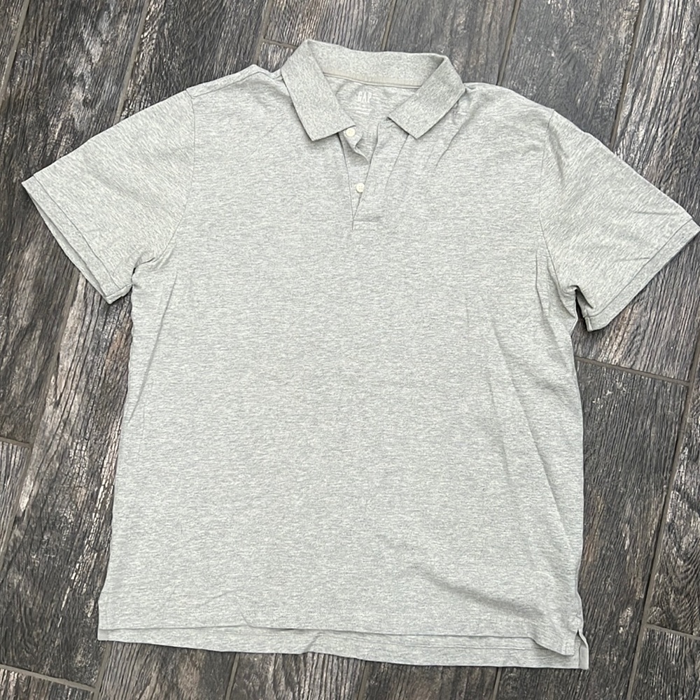 GAP gray polo